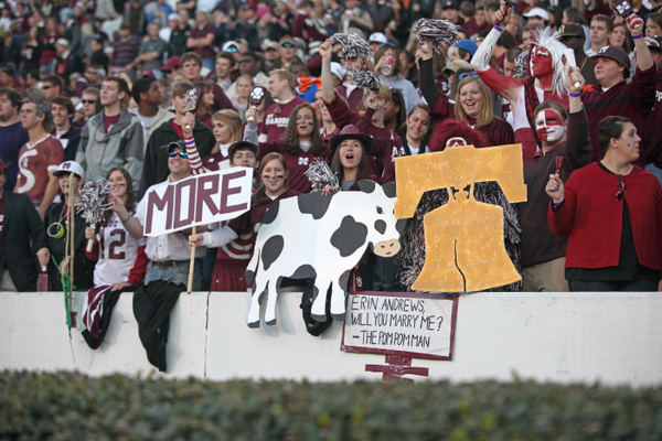 Mississippi State Bulldogs College Football Fans