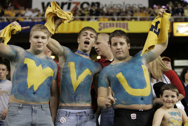West Virginia Mountaineers College Football Fans