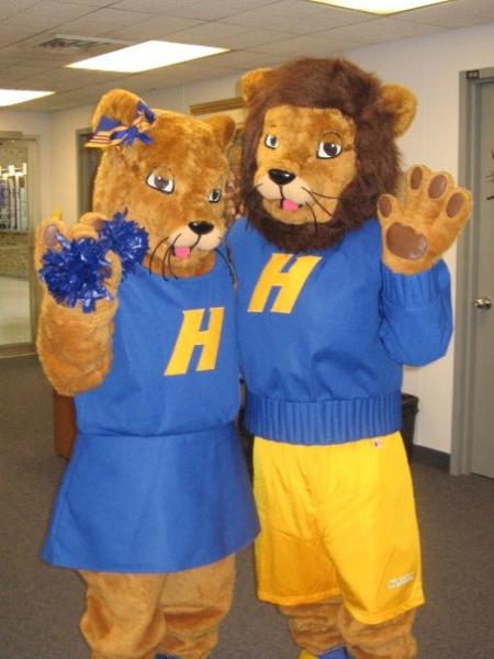 Hofstra Mascot